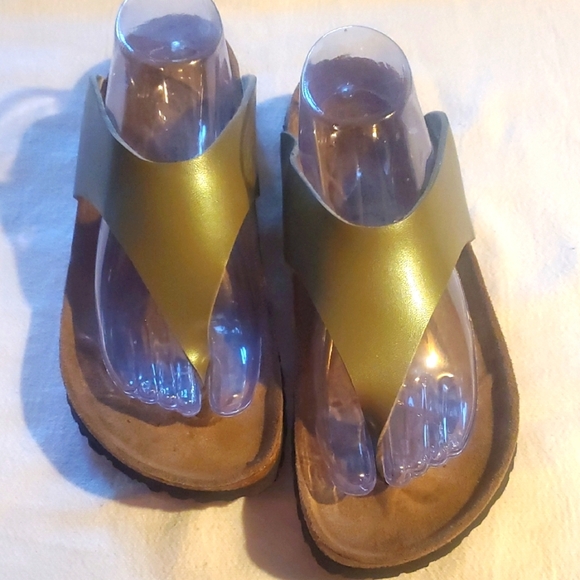 Birkies By Birkenstock Big Loop Army Green Sz 8-8.5M 10-10.5W (41) Thong Sandals - Picture 1 of 10